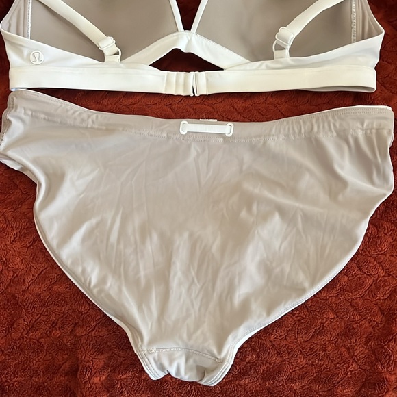 Lululemon bikini set in white 6 - Picture 6 of 6